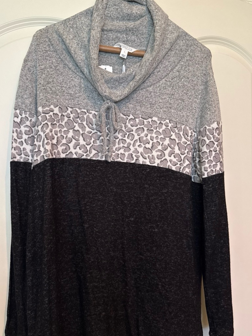 Market & Spruce Gray and Black Cowl Neck Sweater with Leopard Band